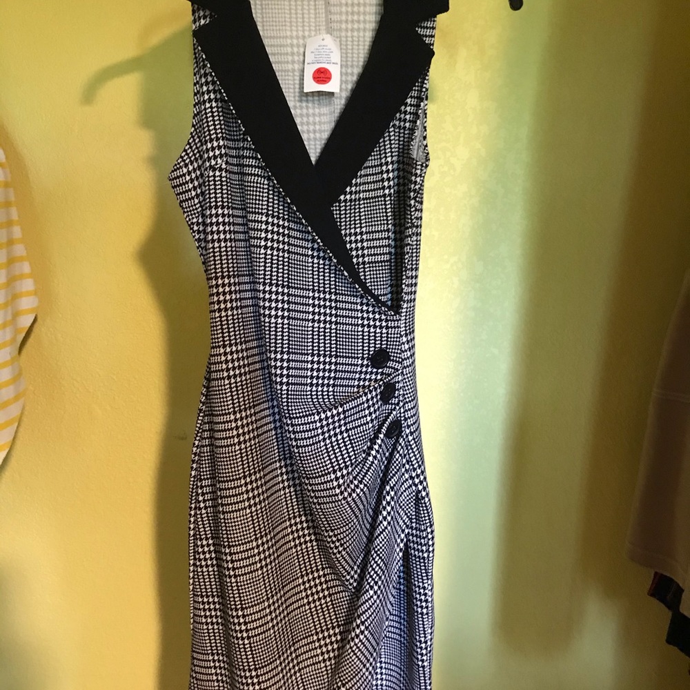 Short dress